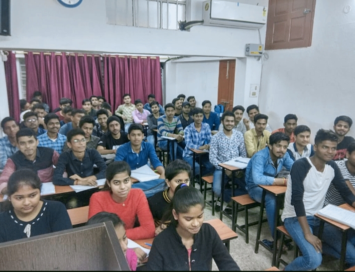 Er. R.K. Anand Chemistry Classes Gallery Image